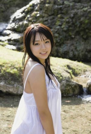 欧美高端大牌外套女_BD韩语电影在线看